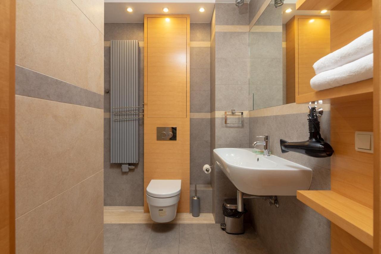 Metro Pole Mokotowskie Cosy Apartment Варшава Экстерьер фото